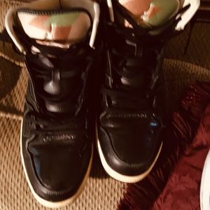 Nike Jordan’s Camouflage Tongue Excellent  SZ 13